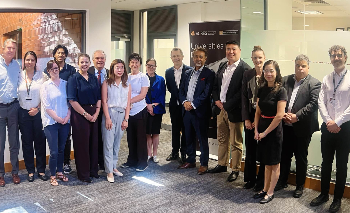 Minister Clarke visiting ACSES Team in Perth